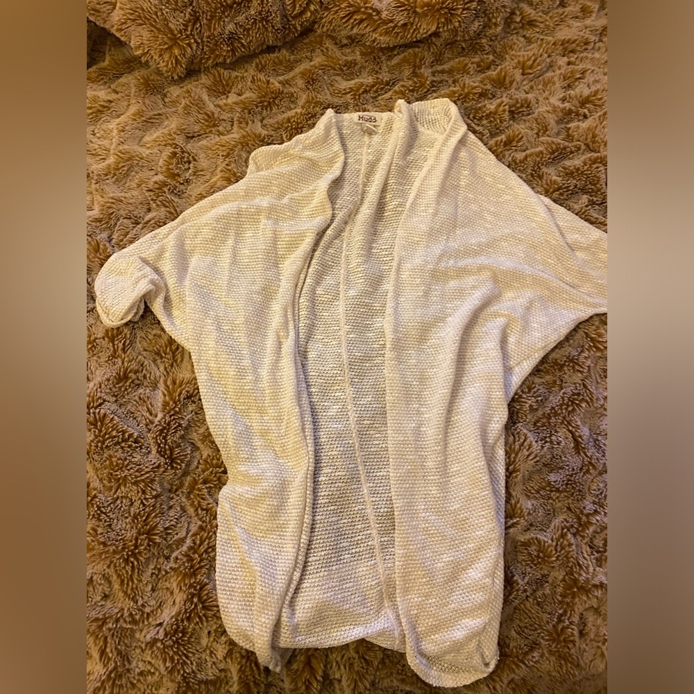 Oversized Mudd cream colored sweater